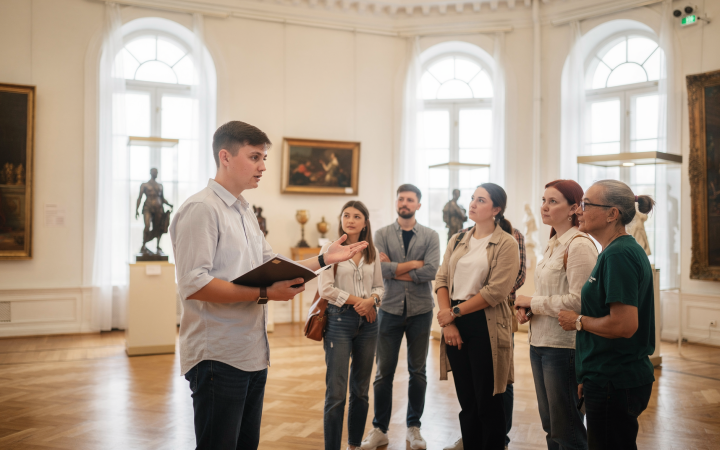 Где учиться на гида и специалиста по культурному туризму